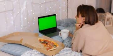 The Ultimate Streaming Guide: Find What to Watch in 5 Minutes - Cover Image