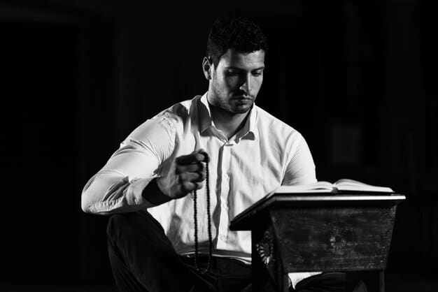 A black and white photograph of Jacques Derrida, a key figure in post-structuralism, lecturing at a university. The image captures the intellectual atmosphere and academic roots of the theory's rise to prominence in literary studies.