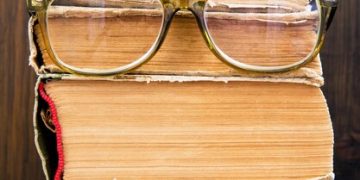 Examining New Historicism's Influence on American Literary Criticism Post-2000 Examining New Historicism's Influence on American Literary Criticism Post-2000 - Cover Image