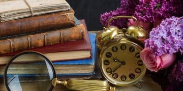 Exploring the Limitations of Single Theoretical Lenses in American Literature - Cover Image