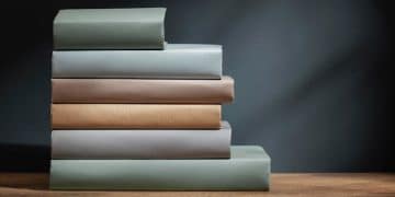 Independent Authors 2025: Impact on US Literary Scene Beyond Bestsellers - Cover Image