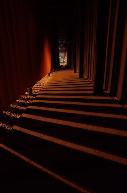 Unveiling Hidden Gems: Top-Rated Lesser-Known US Theaters